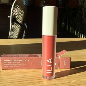ILIA Balmy Gloss Tinted Lip Oil - Saint (rustic orange)